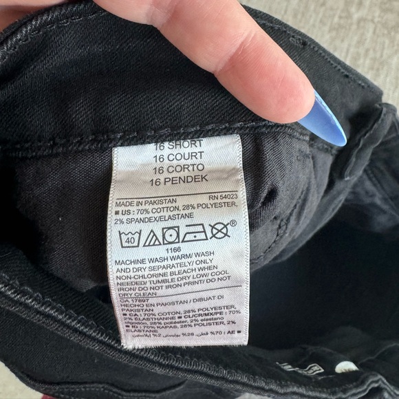 Old Navy Black High Rise Rockstar Super Skinny Jeans Size 16 Short - Picture 3 of 4